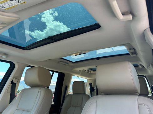 Used 2015 Land Rover LR4 HSE LUX AWD/4WD image 33