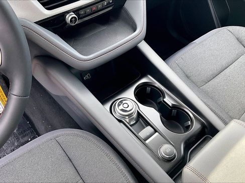 New 2026 Ford Explorer Active image 8