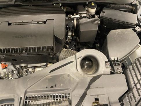 Used 2023 Honda Pilot LX image 28