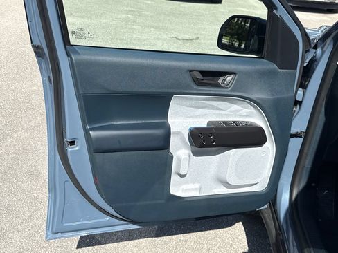 Certified 2025 Ford Maverick XLT FWD image 14