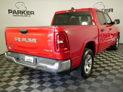 Used 2025 RAM 1500 Big Horn AWD/4WD image 5