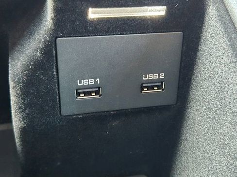 Used 2019 Porsche Cayenne image 29