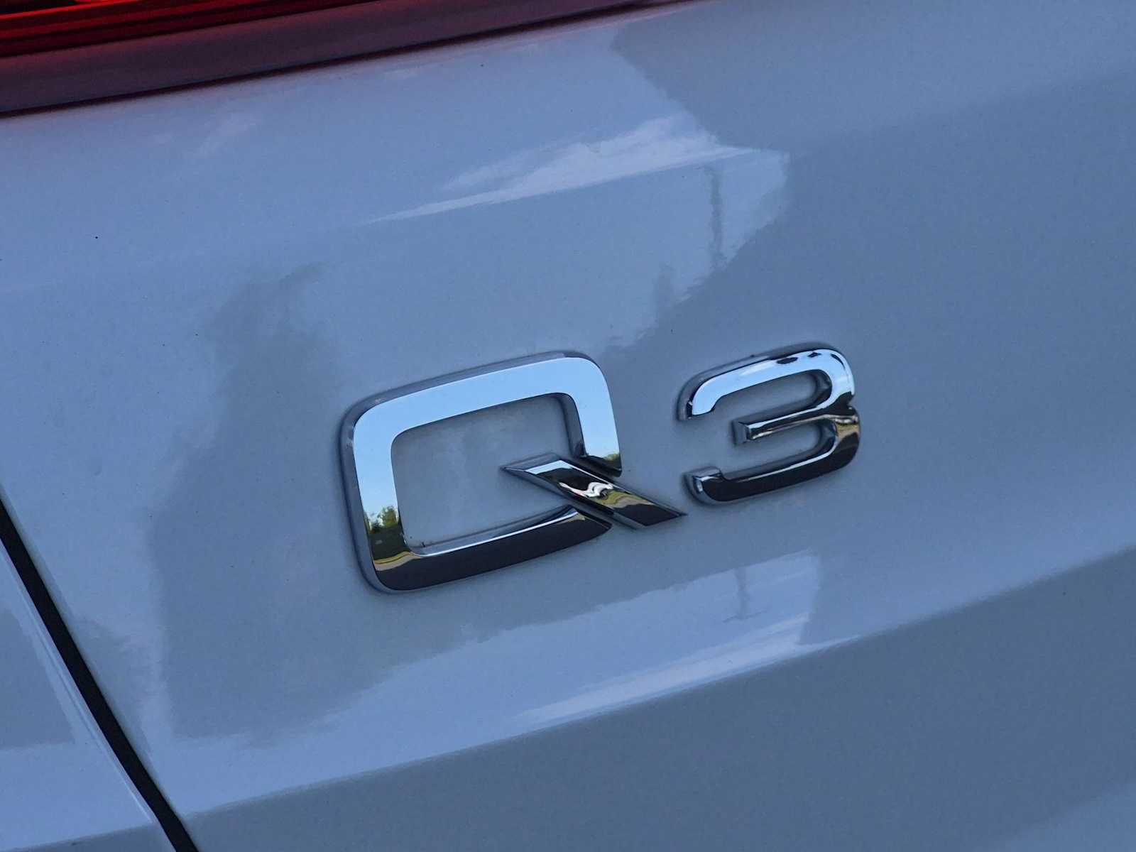 Used 2023 Audi Q3 2.0T Premium w/ Convenience Package AWD/4WD image 13