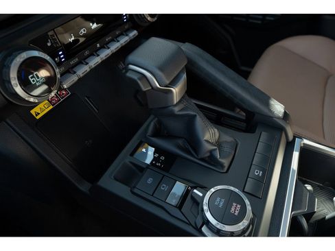 Used 2026 Toyota 4Runner Limited image 26