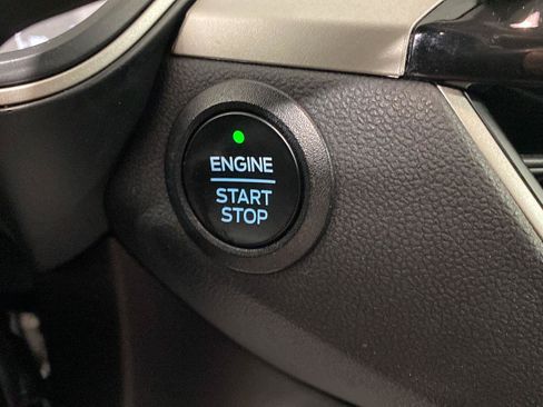 Used 2022 Ford Escape SEL AWD/4WD image 11