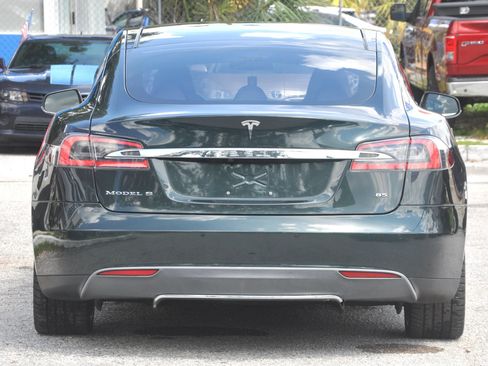 Used 2014 Tesla Model S 85 RWD image 7