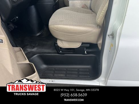 Used 2020 Chevrolet Express 3500 w/ Driver Convenience Package image 16