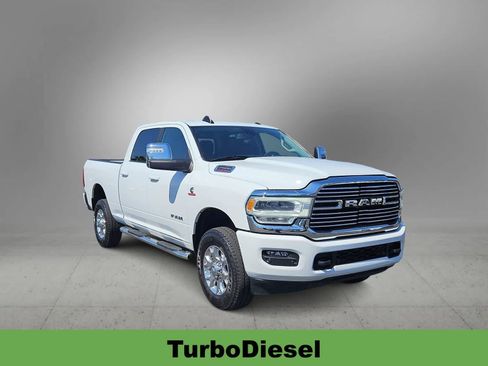 Used 2023 RAM 2500 Laramie AWD/4WD image 2