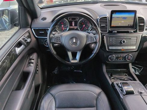 Used 2019 Mercedes-Benz GLS 450 4MATIC image 16