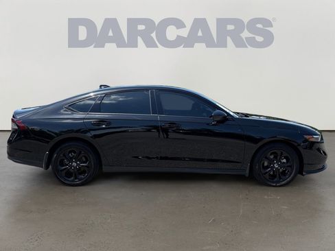 Used 2025 Honda Accord SE image 8