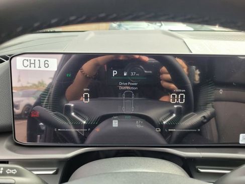 New 2026 Kia Sportage EX image 11