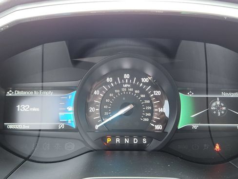Used 2020 Ford Edge Titanium w/ Equipment Group 301A AWD/4WD image 17