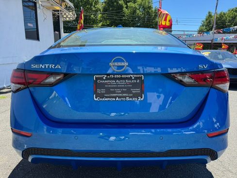 Used 2024 Nissan Sentra SV FWD image 6