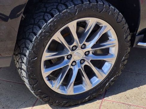 Used 2018 Cadillac Escalade Luxury RWD image 37