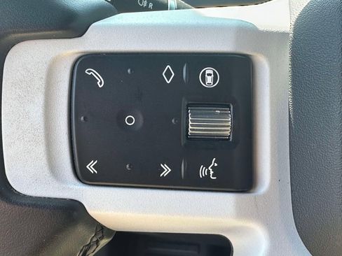 Used 2025 Land Rover Defender 110 S AWD/4WD image 23