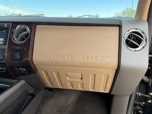 Used 2012 Ford F350 Lariat w/ Lariat Ultimate Pkg image 18