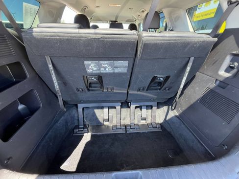 Used 2026 Kia Carnival FWD image 34