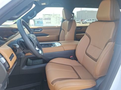 New 2026 Nissan Armada SL w/ Captain's Chari Seat Package AWD/4WD image 9