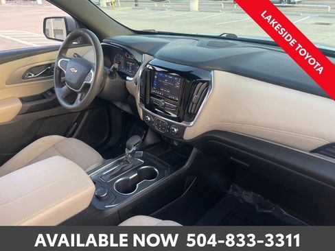 Used 2023 Chevrolet Traverse LS w/ Safety Package image 16