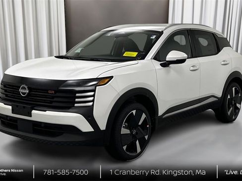 New 2025 Nissan Kicks SR image 1