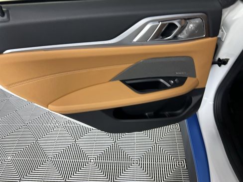 Used 2023 BMW i4 eDrive35 image 25