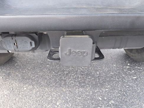 Used 2022 Jeep Wrangler Unlimited Sport w/ Sun And Sound Package AWD/4WD image 29