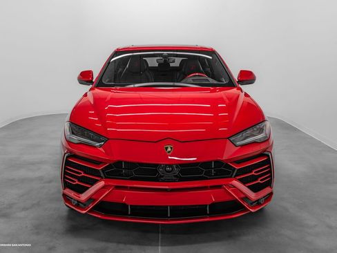 Used 2022 Lamborghini Urus AWD/4WD image 10