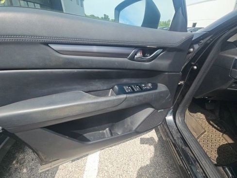 Used 2018 MAZDA CX-5 Touring w/ Preferred Equipment Package AWD/4WD image 37