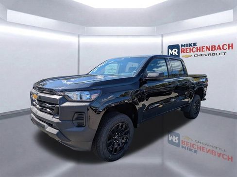 New 2026 Chevrolet Colorado W/T w/ WT Custom Package RWD image 9