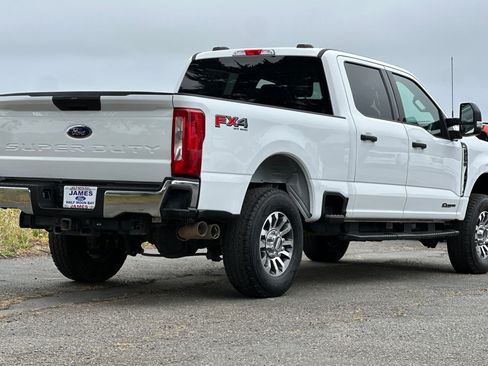 Used 2024 Ford F250 XLT w/ FX4 Off-Road Package AWD/4WD image 5
