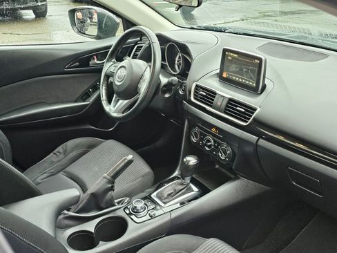 Used 2016 MAZDA MAZDA3 i Touring image 10