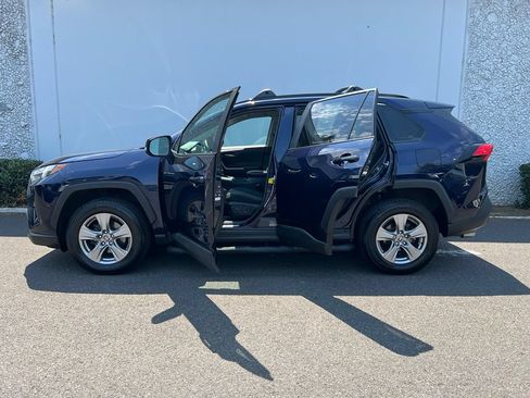 Used 2022 Toyota RAV4 XLE w/ Convenience Package AWD/4WD image 12