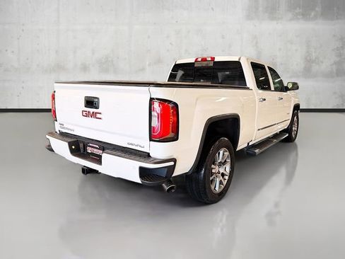 Used 2018 GMC Sierra 1500 Denali image 5