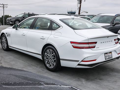 Used 2025 Genesis G80 2.5T image 4