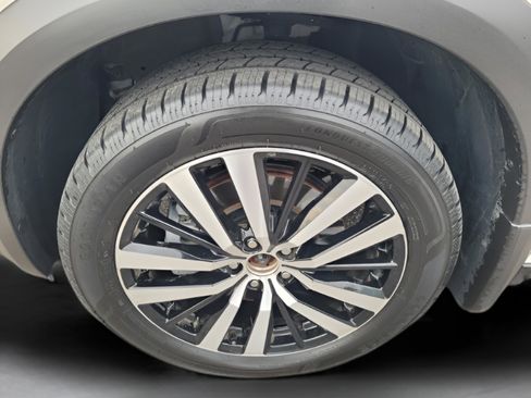 Used 2024 Nissan Pathfinder Platinum w/ Cargo Package image 22