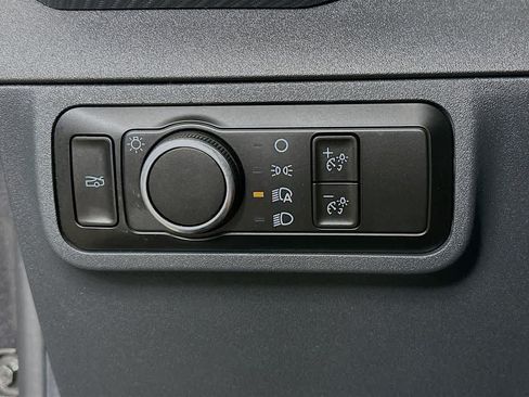 Certified 2024 Ford Mustang Coupe RWD image 25