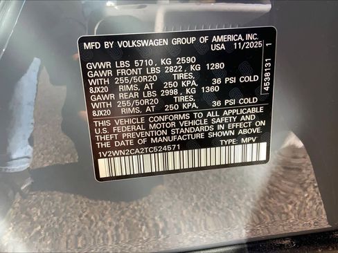 New 2026 Volkswagen Atlas SE FWD image 18