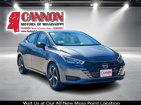 New 2025 Nissan Versa SR w/ Trunk Package image 7