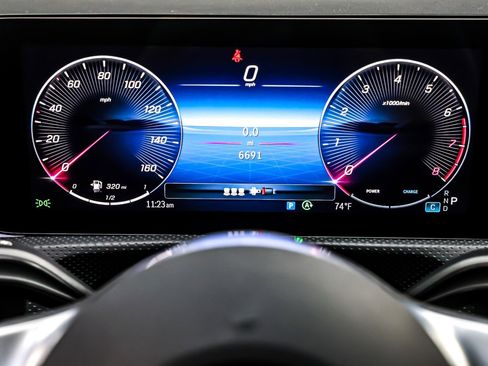 Certified 2025 Mercedes-Benz CLA 250 image 21