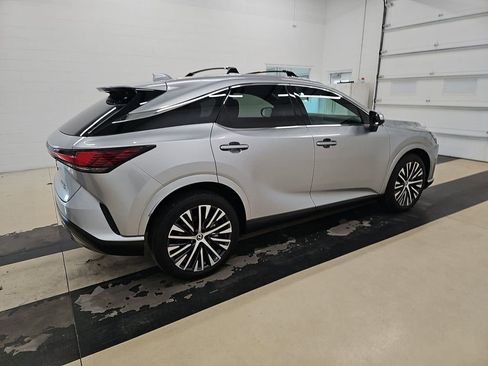 Used 2023 Lexus RX 350 Premium Plus w/ Accessory Package (Z1) image 5