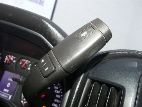 Used 2017 Chevrolet Silverado 2500 W/T RWD image 32