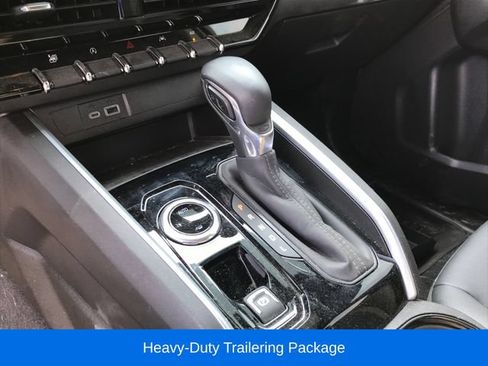 Used 2024 Chevrolet Colorado LT w/ LT Convenience Package III AWD/4WD image 8