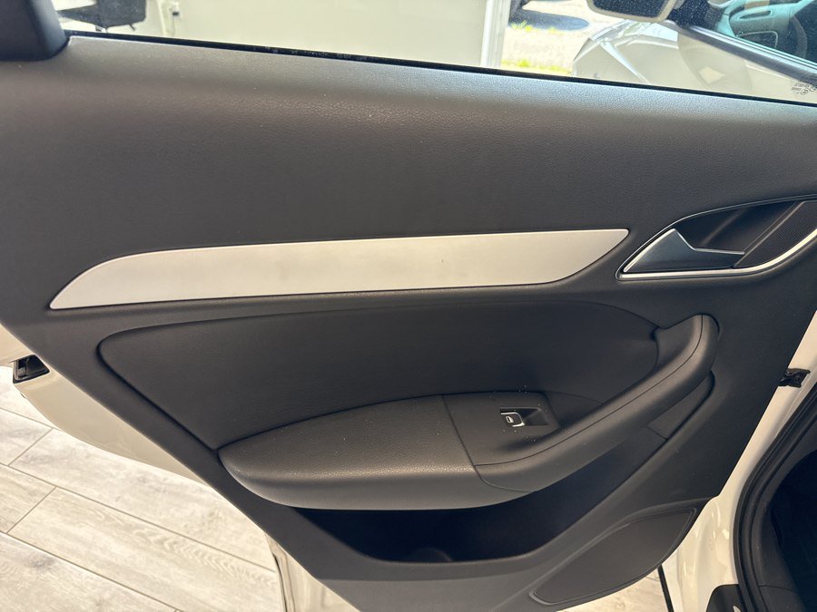 Used 2018 Audi Q3 2.0T Premium FWD image 8