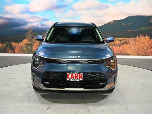 Used 2024 Kia Niro Wave FWD image 3