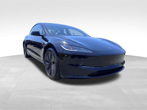 Used 2024 Tesla Model 3 Standard Range RWD image 1
