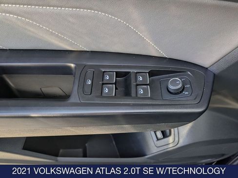 Certified 2021 Volkswagen Atlas SE image 14