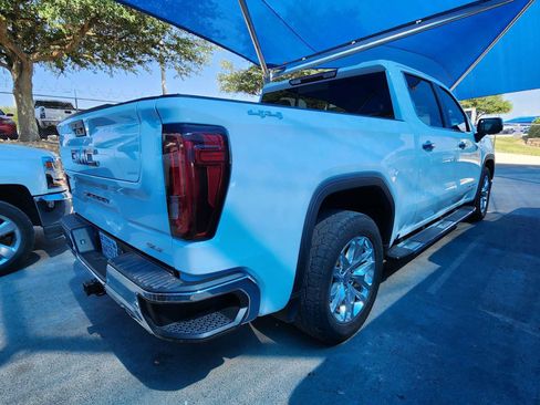 Used 2020 GMC Sierra 1500 SLT AWD/4WD image 4