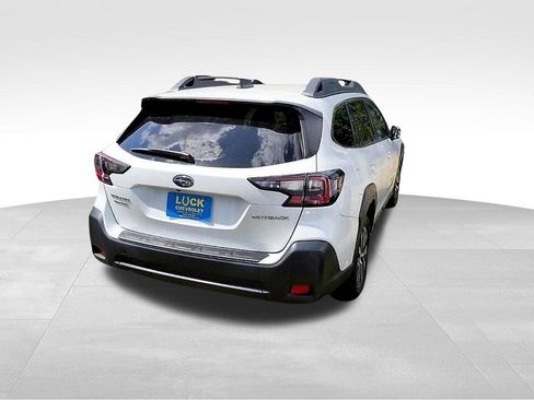 Used 2024 Subaru Outback Premium AWD/4WD image 23