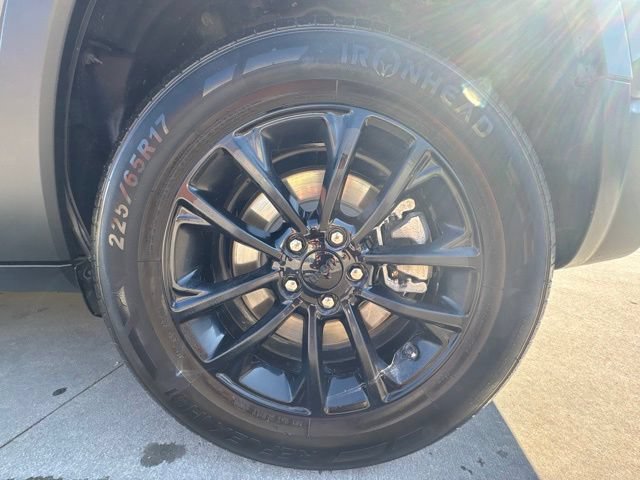 Used 2023 Jeep Cherokee Altitude Lux AWD/4WD image 9