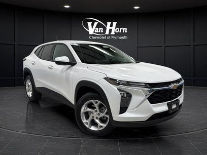 Used 2025 Chevrolet Trax LS w/ LS Convenience Package